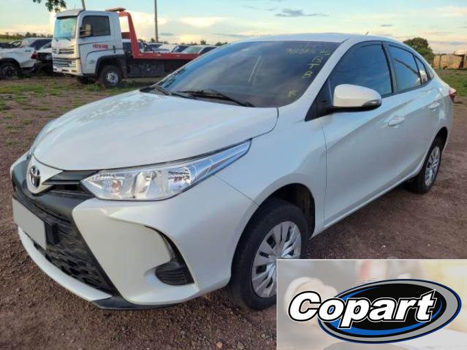 TOYOTA YARIS SEDAN 22/23