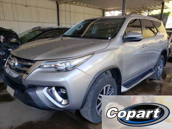 TOYOTA HILUX SW4 17/18