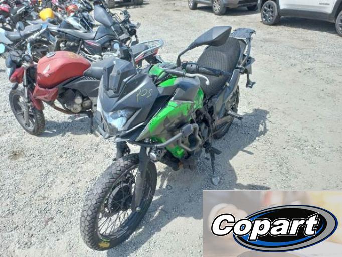 KAWASAKI VERSYS-X 18/18