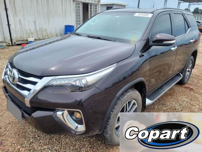 TOYOTA HILUX SW4 16/17
