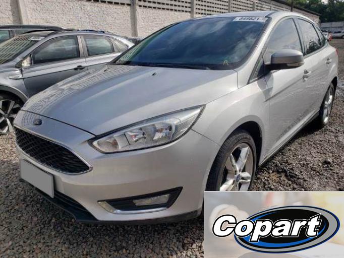 FORD FOCUS FASTBACK 15/16