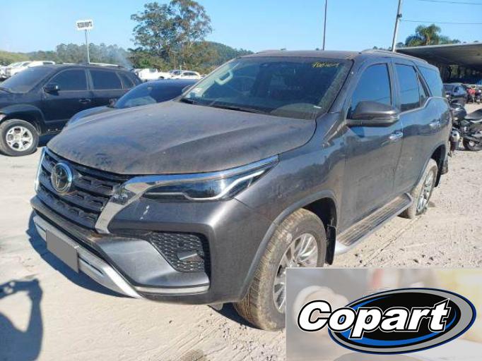 TOYOTA HILUX SW4 21/21