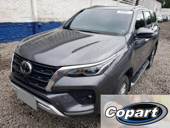 TOYOTA HILUX SW4 21/21