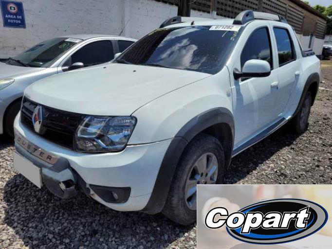 RENAULT DUSTER 20/20